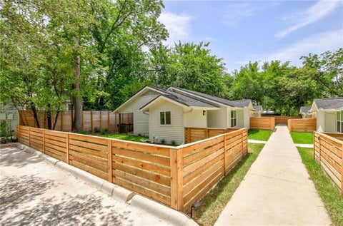 Photo of 511 E 50th ST #A, Austin, TX 78751 (MLS # 2384532)