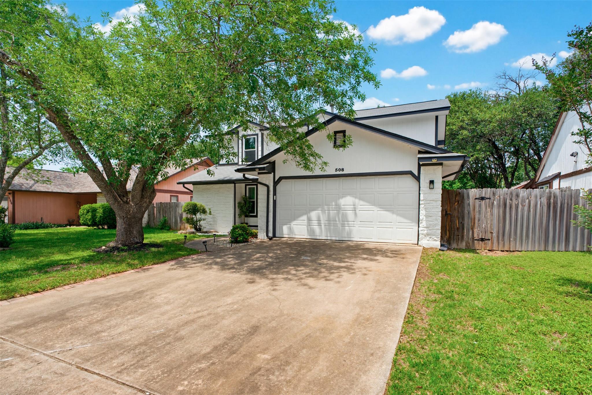 508 Maple Run DR