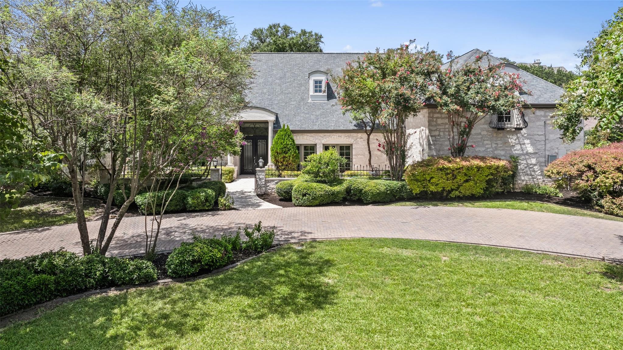 108 Las Lomas CT