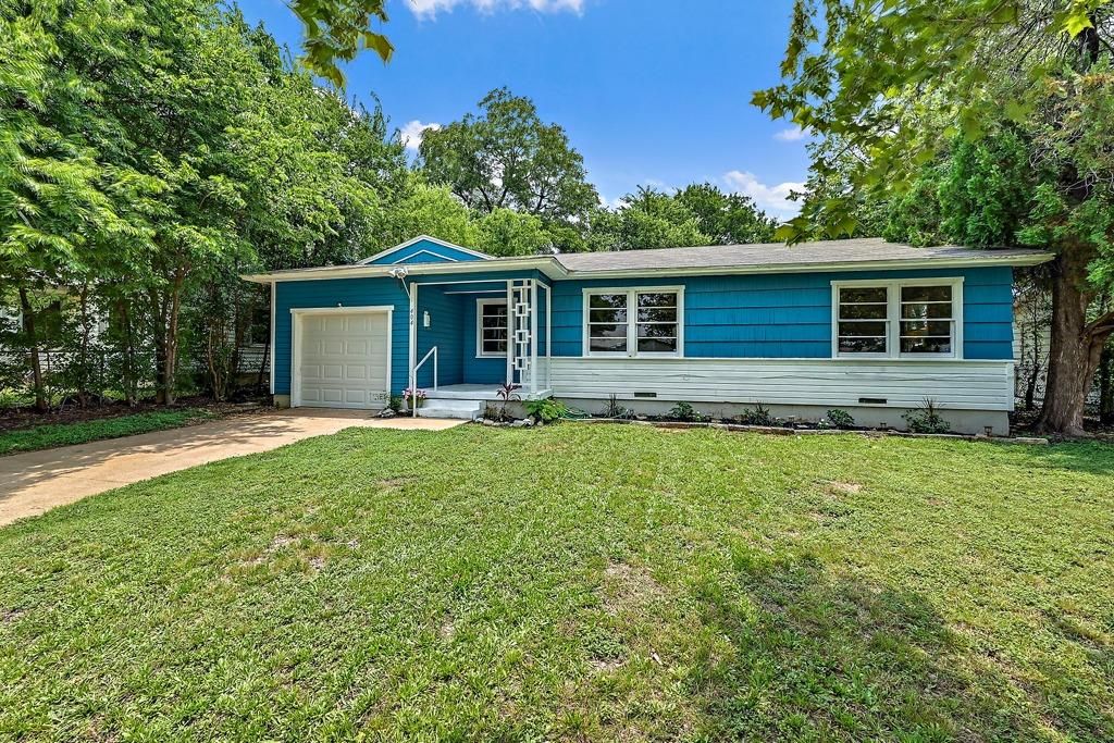 Photo of 404 Goodnight DR, Killeen, TX 76541 (MLS # 6653364)