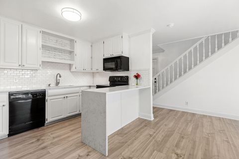 Tiny photo for 2500 Steck Ave #5, Austin, TX 78757 (MLS # 6186357)