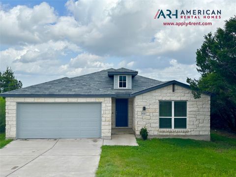 Photo of 8116 Bronco LN, Lago Vista, TX 78645 (MLS # 3517152)