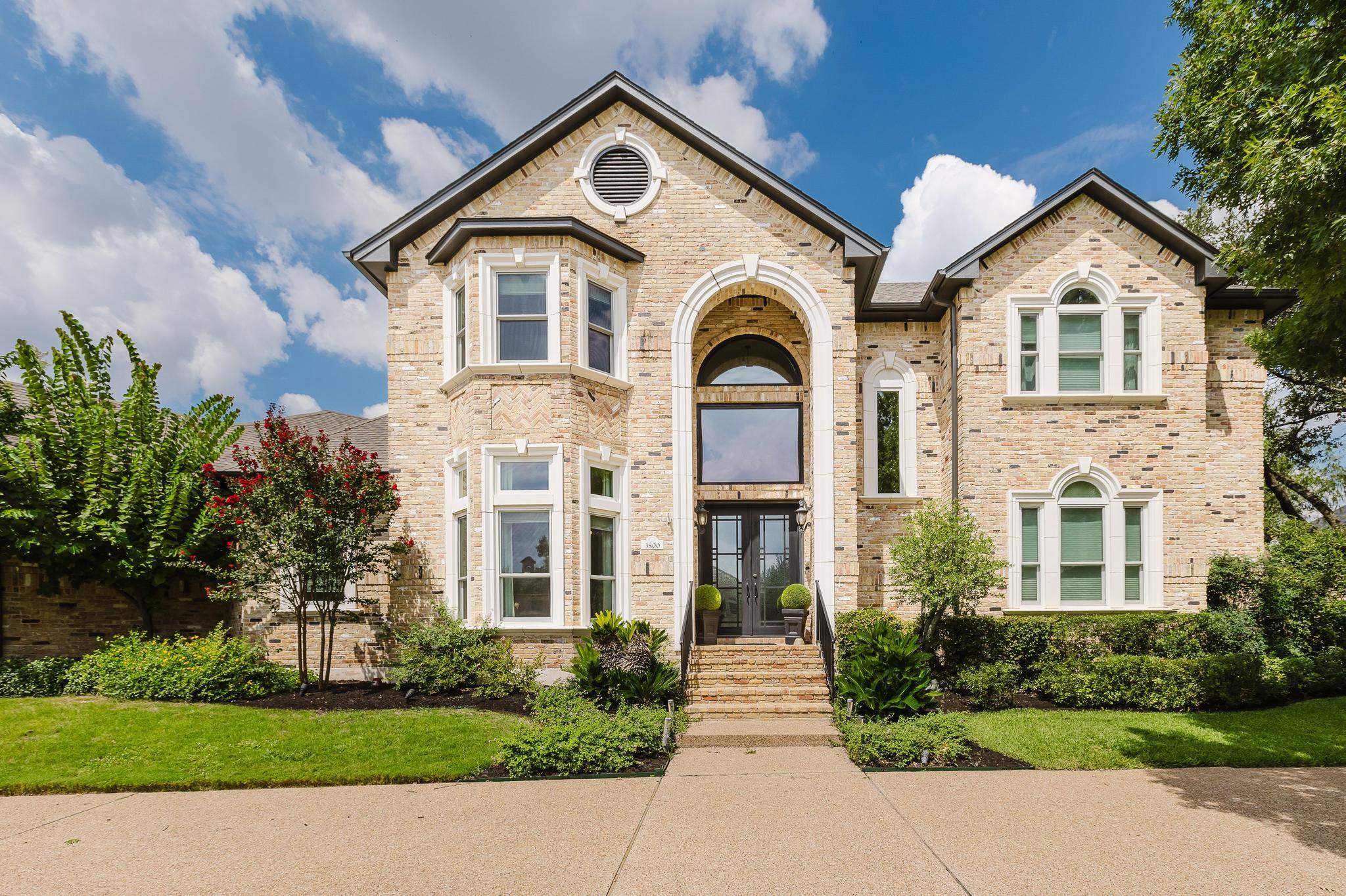 3800 Trevino DR