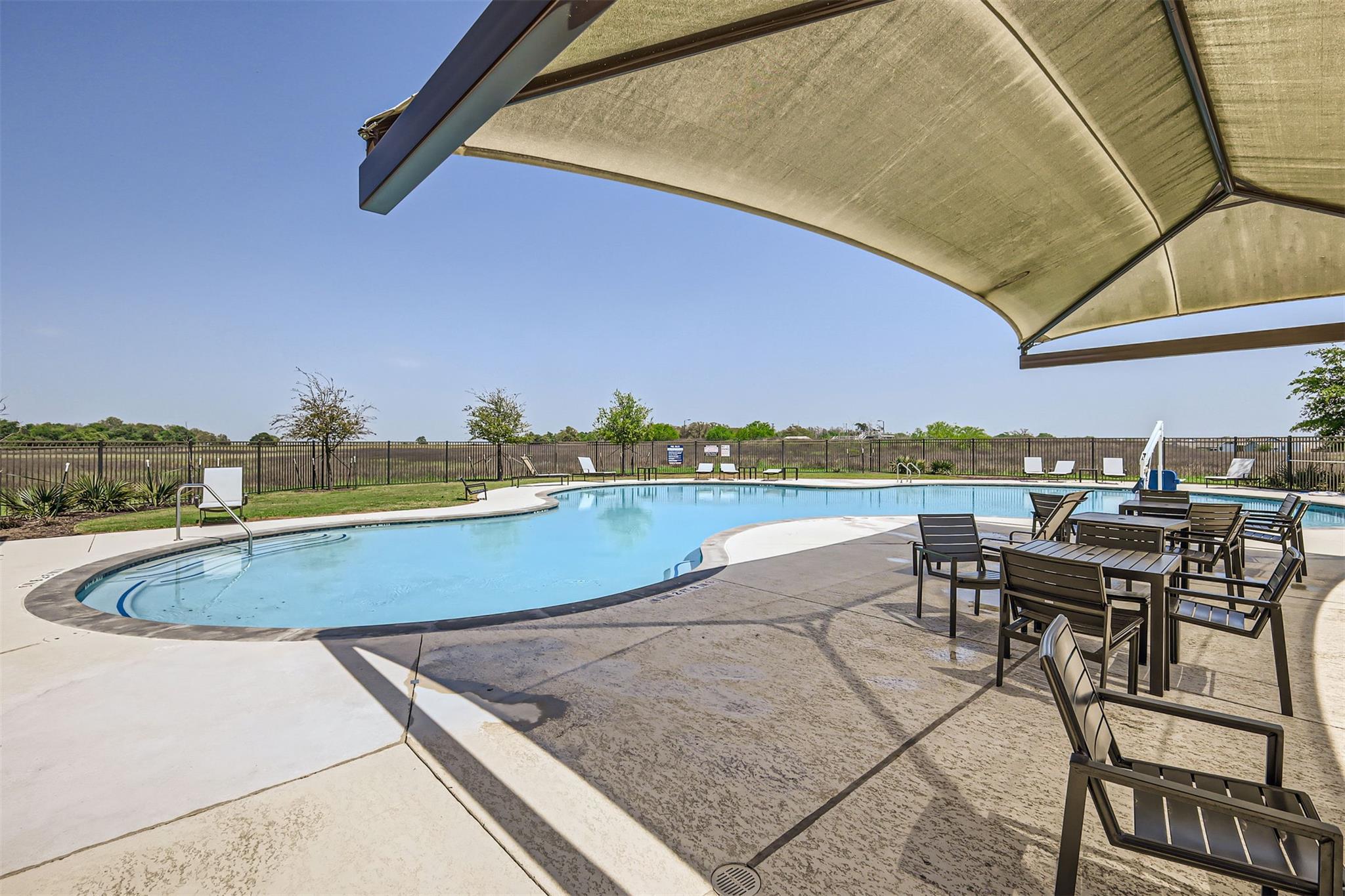 Bastrop, Texas 78602, United States, 3 Bedrooms Bedrooms, ,2 BathroomsBathrooms,Residential,Active,93464