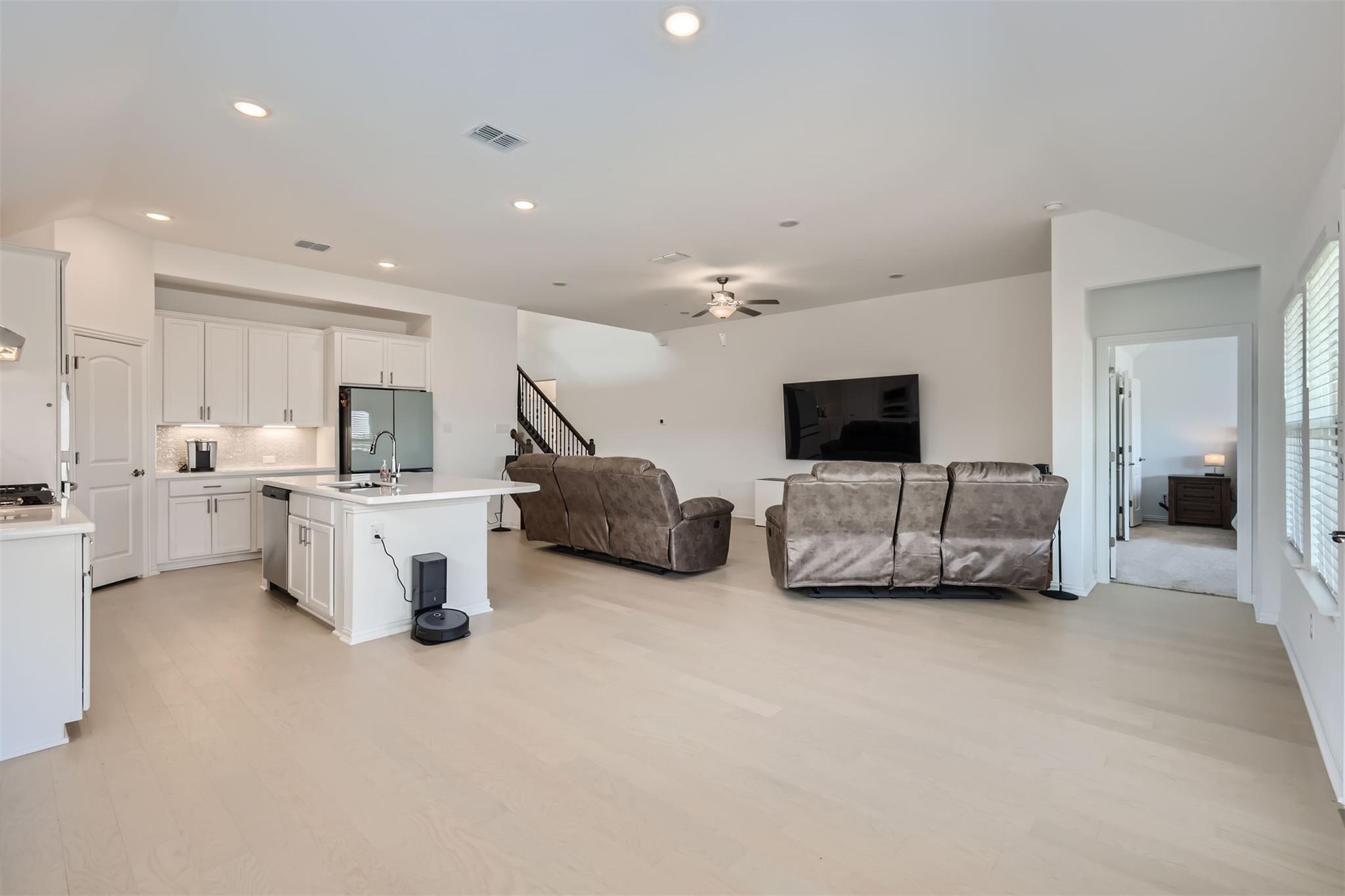 Bastrop, Texas 78602, United States, 3 Bedrooms Bedrooms, ,2 BathroomsBathrooms,Residential,Active,93464