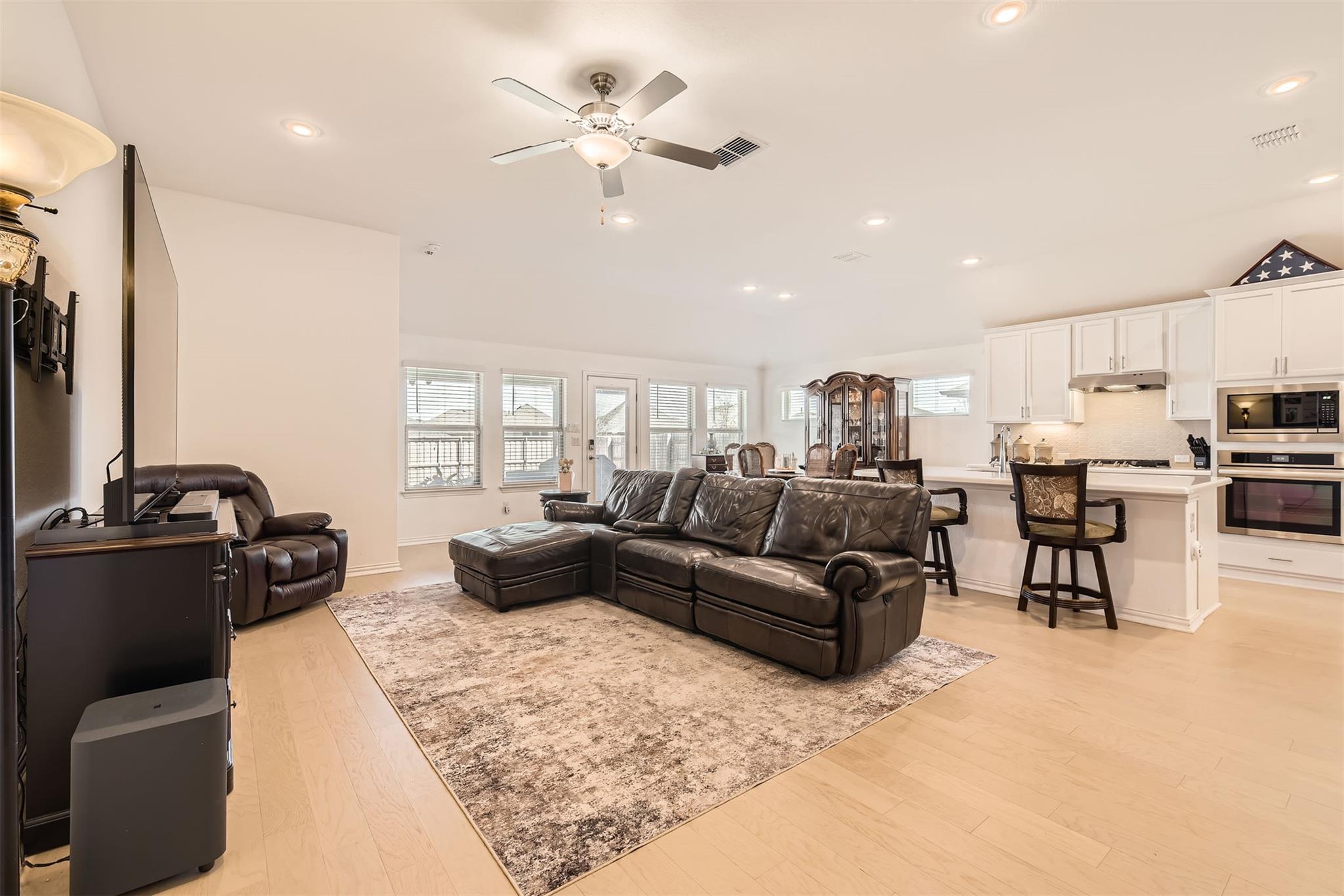 Bastrop, Texas 78602, United States, 3 Bedrooms Bedrooms, ,2 BathroomsBathrooms,Residential,Active,93464