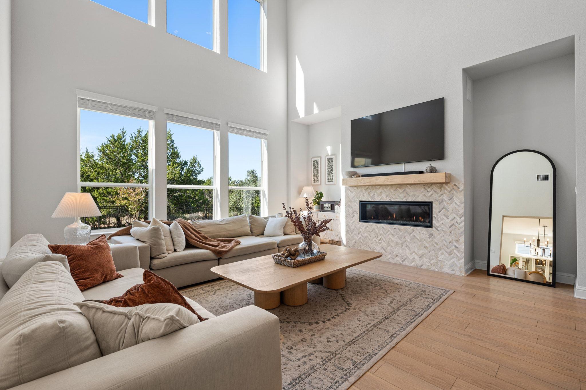 198 Crescent Moon CT