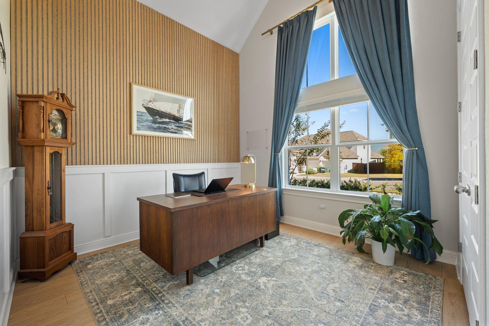 198 Crescent Moon CT