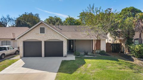 Photo of 8527 Birmingham DR, Austin, TX 78748 (MLS # 4125565)
