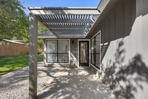 Tiny photo for 8527 Birmingham DR, Austin, TX 78748 (MLS # 4125565)