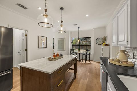 Tiny photo for 10606 Beckwood DR, Austin, TX 78726 (MLS # 5679051)