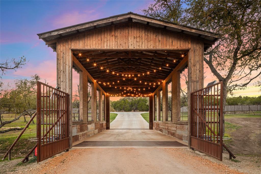 3516 Mount Sharp RD 8