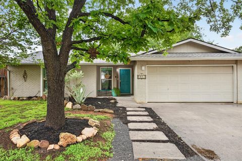 Photo of 2005 Scofield LN, Austin, TX 78727 (MLS # 6327214)
