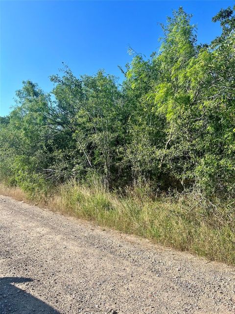 183 Helemano DR Bastrop TX 78602