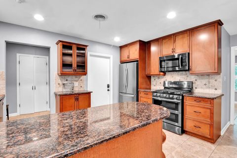Tiny photo for 1405 Briarcliff BLVD, Austin, TX 78723 (MLS # 1523679)
