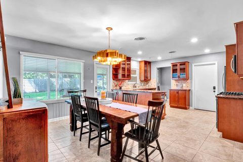 Tiny photo for 1405 Briarcliff BLVD, Austin, TX 78723 (MLS # 1523679)