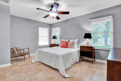 Tiny photo for 1405 Briarcliff BLVD, Austin, TX 78723 (MLS # 1523679)