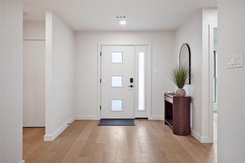 Tiny photo for 6307 Clubway LN, Austin, TX 78745 (MLS # 1811258)