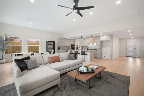 Tiny photo for 6307 Clubway LN, Austin, TX 78745 (MLS # 1811258)