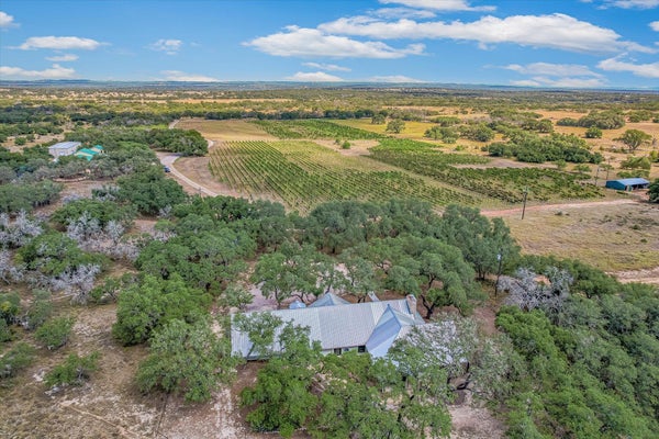 878 RANCH ROAD 2766, JOHNSON CITY, TX 78636 - Image 3c975e0ffa8d51e162236a59fc7a17da/3278577897
