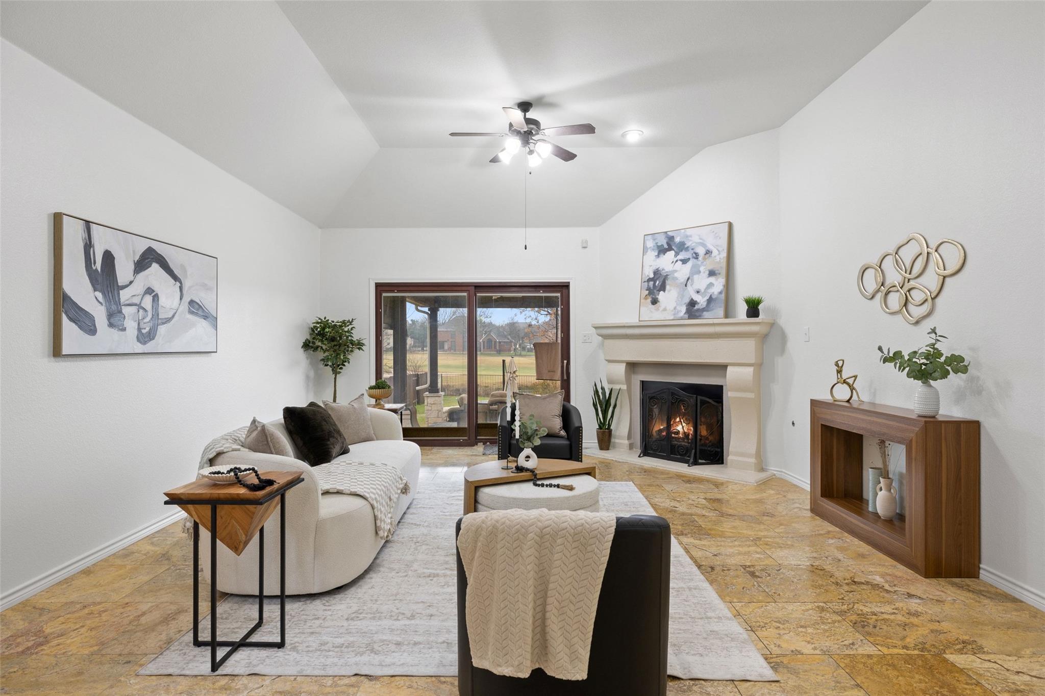 3904 Harvey Penick DR