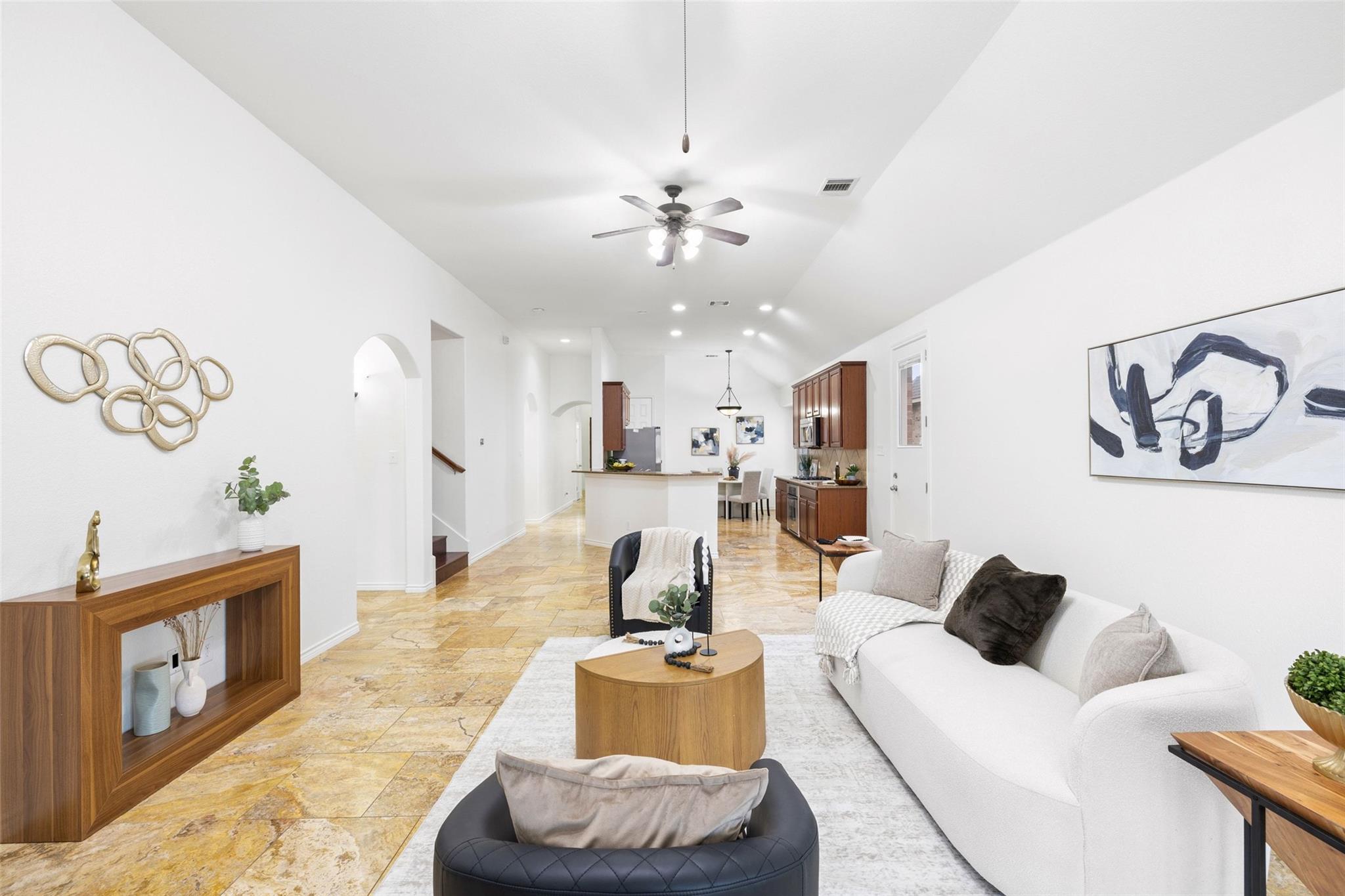 3904 Harvey Penick DR