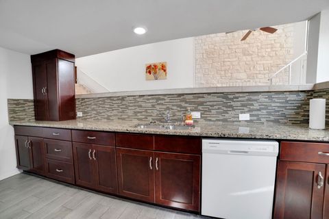 Tiny photo for 1 Crystal Springs Court CT #H, The Hills, TX 78738 (MLS # 9778437)