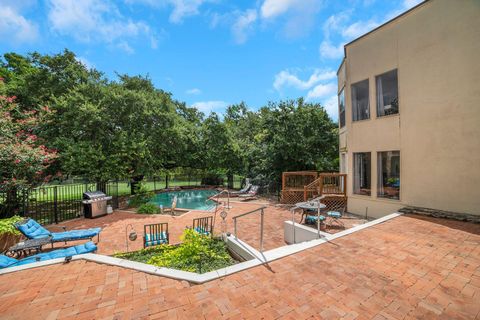 Tiny photo for 1 Crystal Springs Court CT #H, The Hills, TX 78738 (MLS # 9778437)