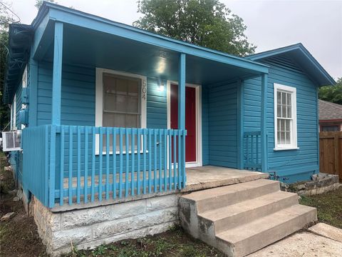 Photo of 504 W Saint Johns Ave #A, Austin, TX 78752 (MLS # 9620200)