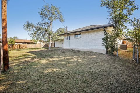 Tiny photo for 5101 Woodmoor DR, Austin, TX 78721 (MLS # 2012318)