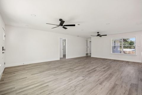 Tiny photo for 5101 Woodmoor DR, Austin, TX 78721 (MLS # 2012318)