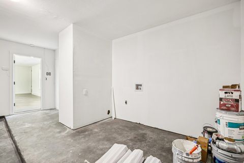 Tiny photo for 5101 Woodmoor DR, Austin, TX 78721 (MLS # 2012318)