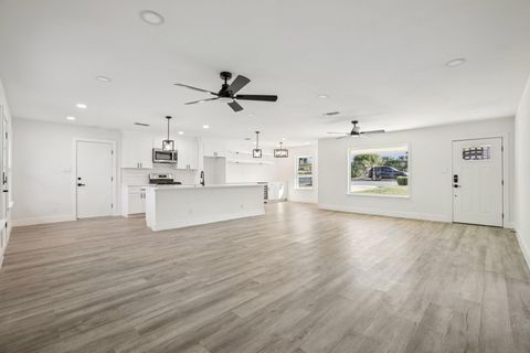Tiny photo for 5101 Woodmoor DR, Austin, TX 78721 (MLS # 2012318)