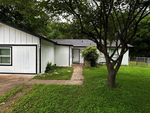 Photo of 5206 Regency CV, Austin, TX 78724 (MLS # 4310641)