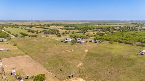 5800 Curran DR Von Ormy TX 78073
