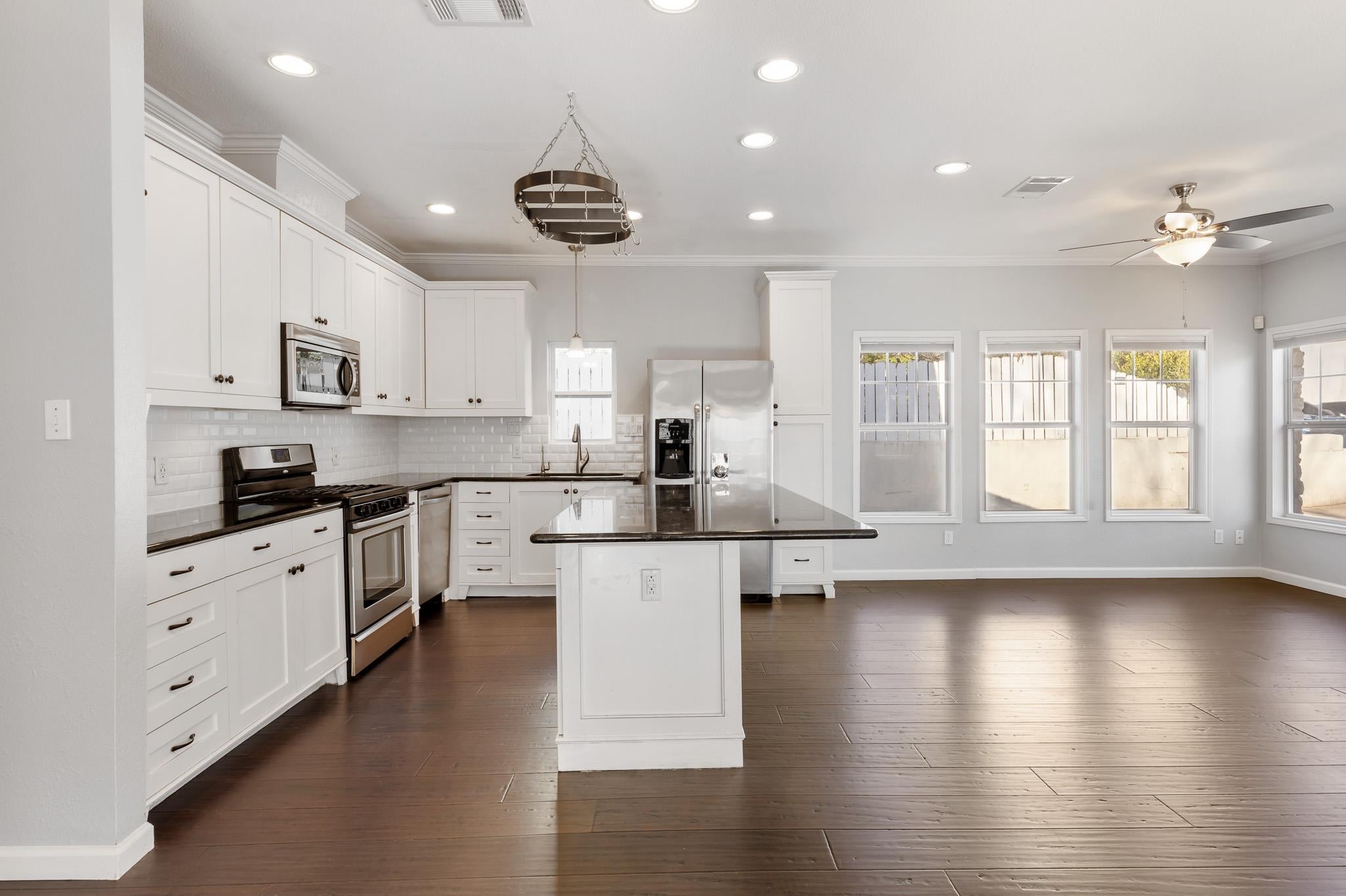 802 Oakland Ave, Austin