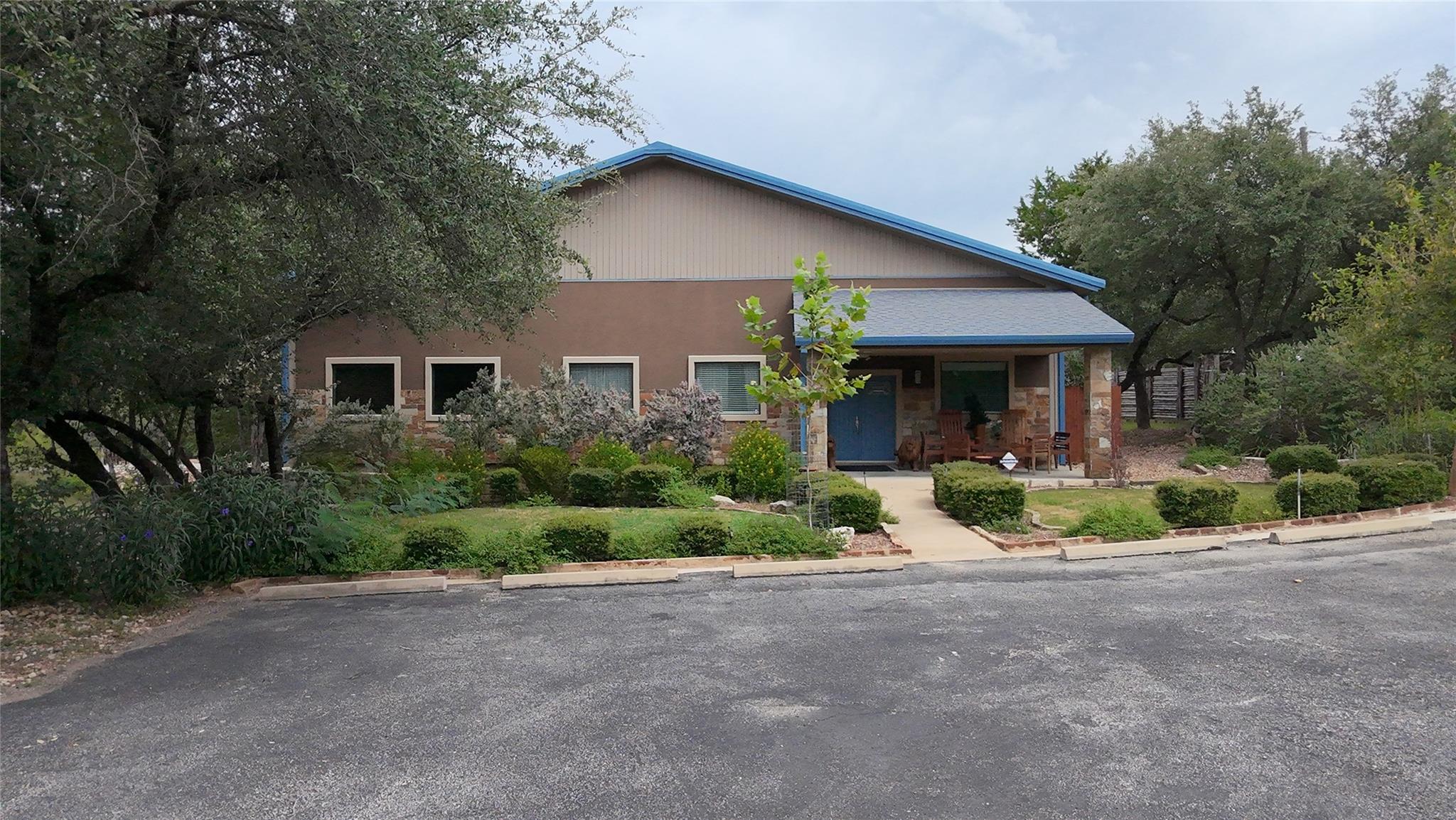 21201 Kathy LN