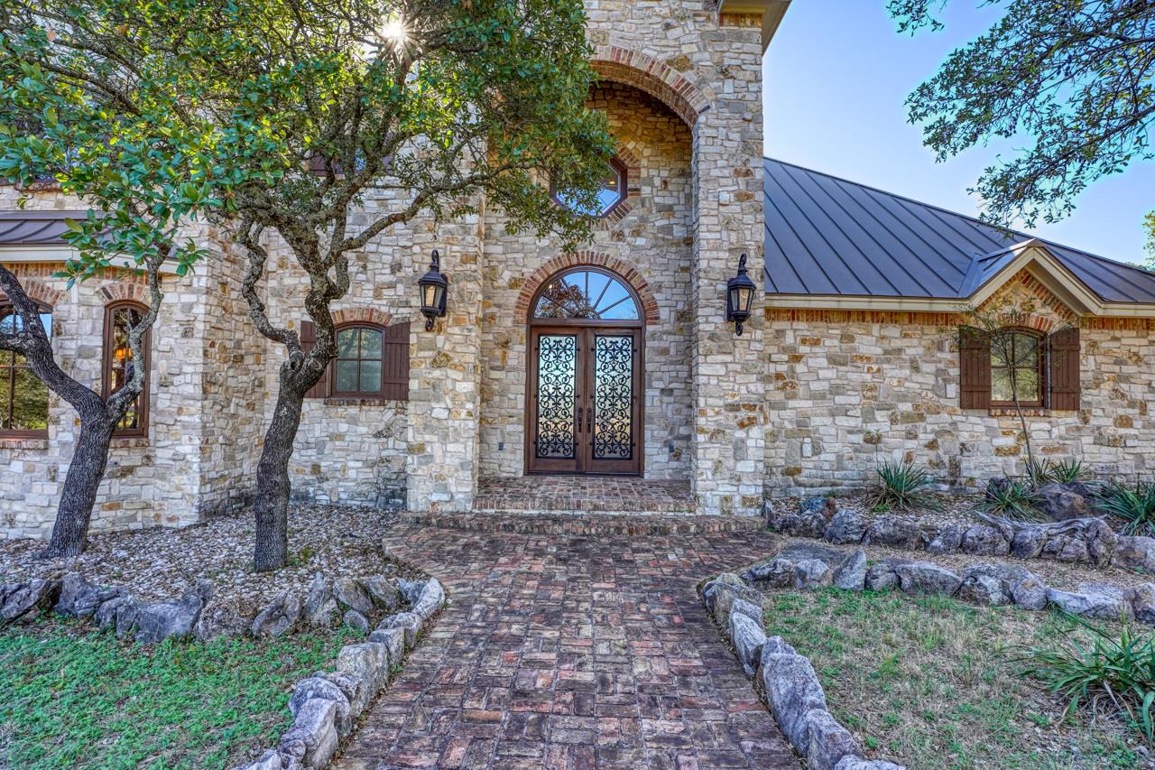 530 Scenic View DR