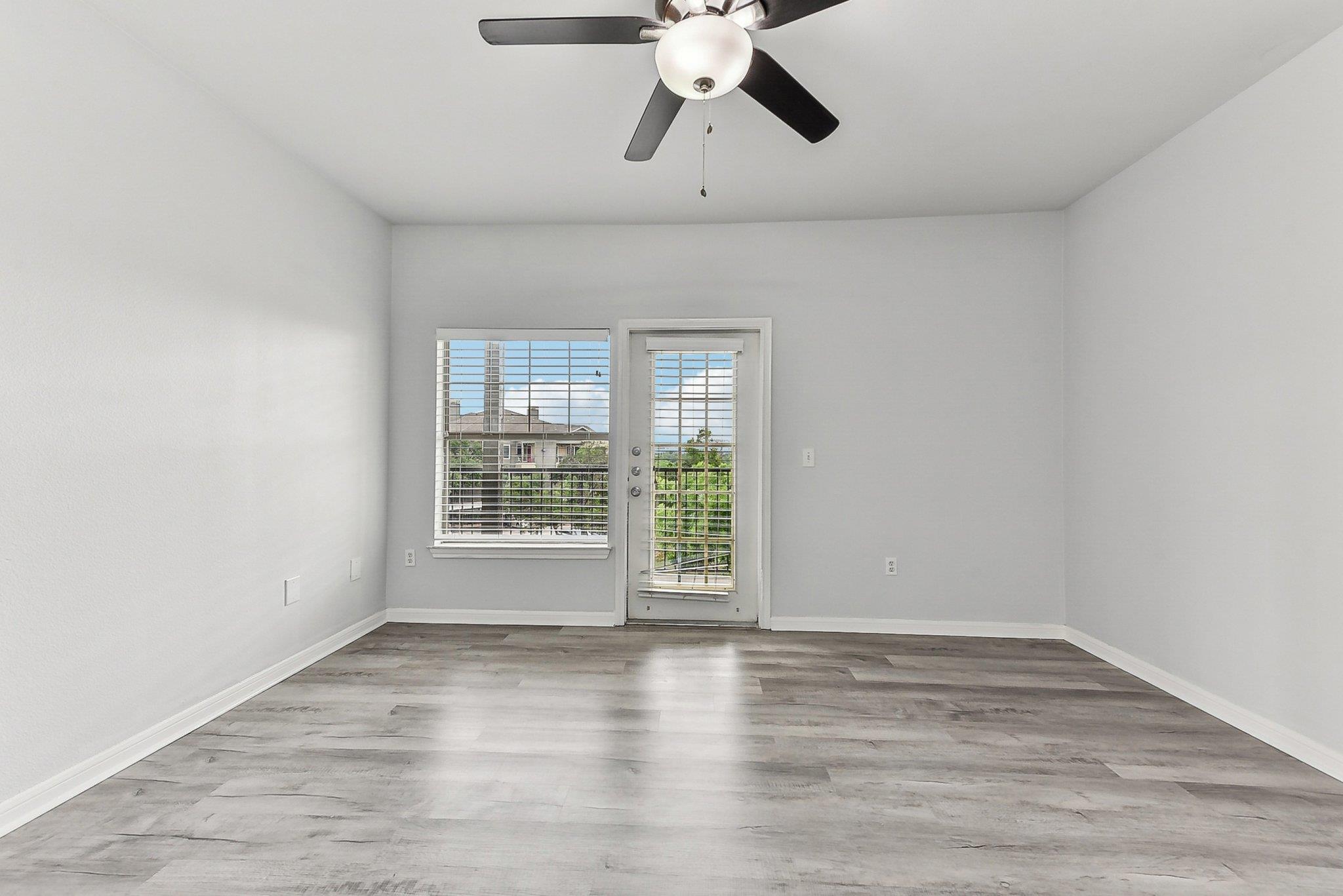 2320 Gracy Farms LN 936