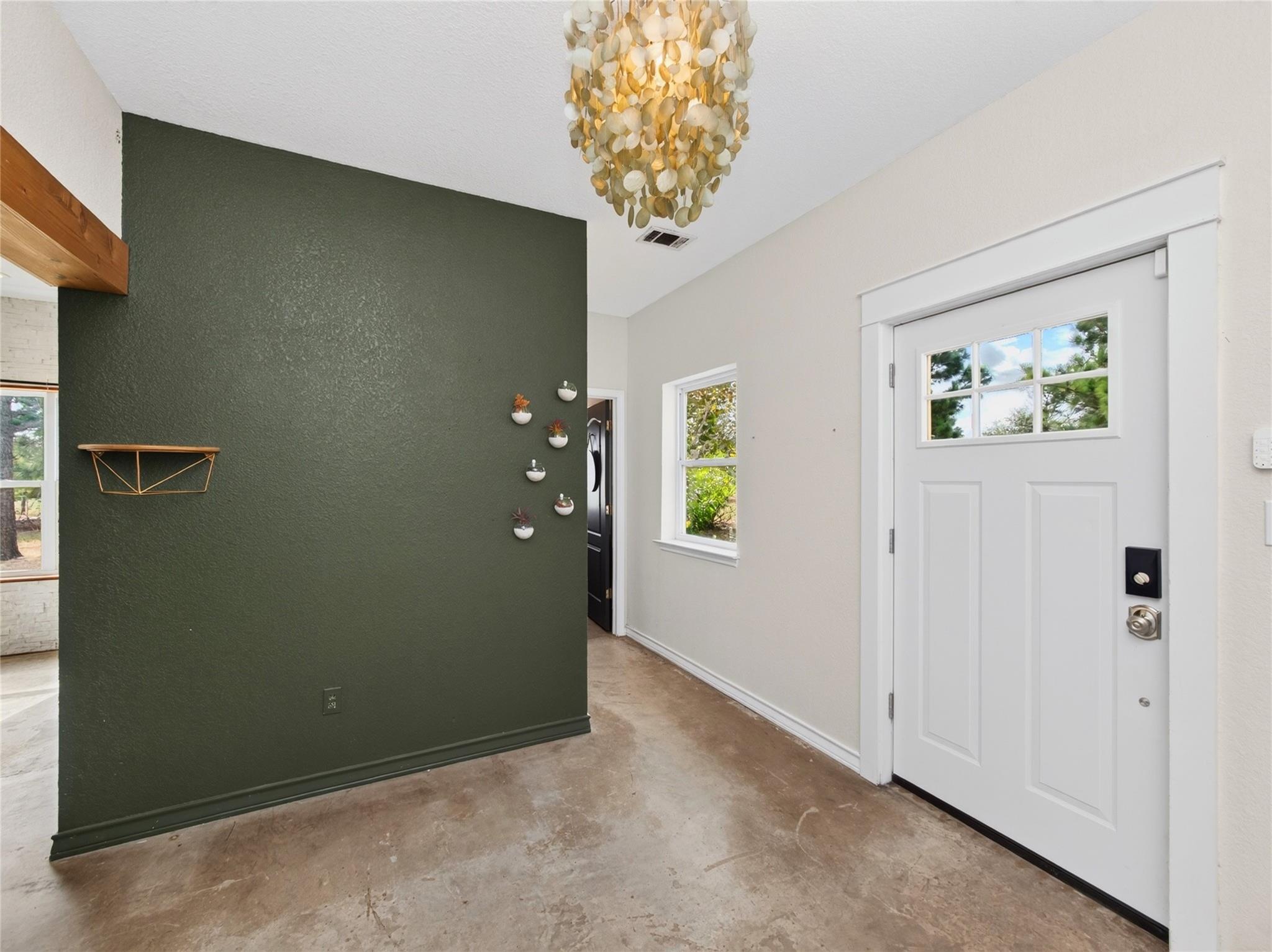 245 Country LN