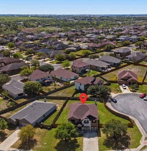 380 Apricot DR Kyle TX 78640