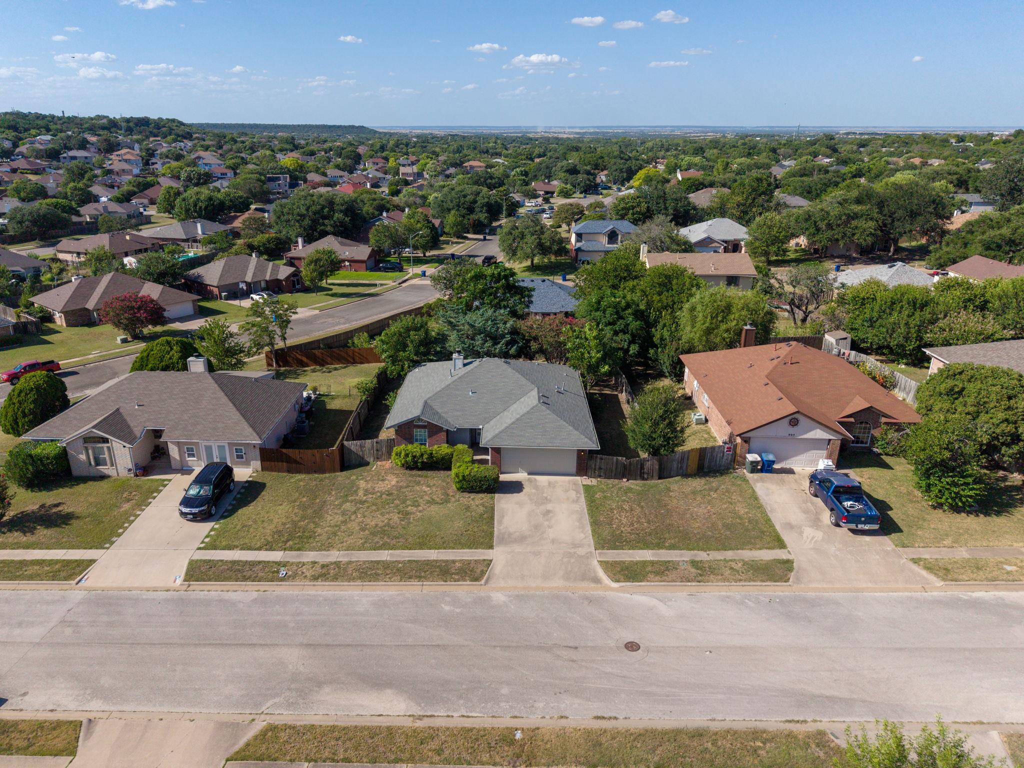 903 Whirlaway DR