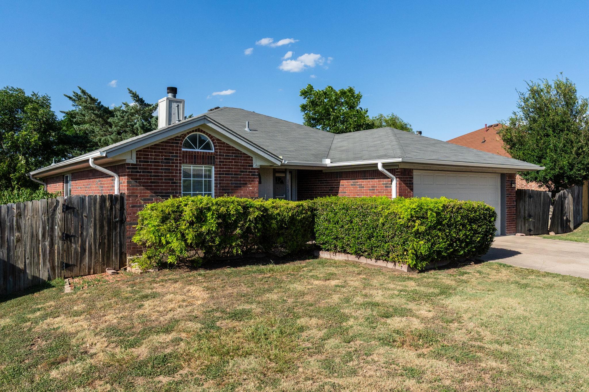 903 Whirlaway DR