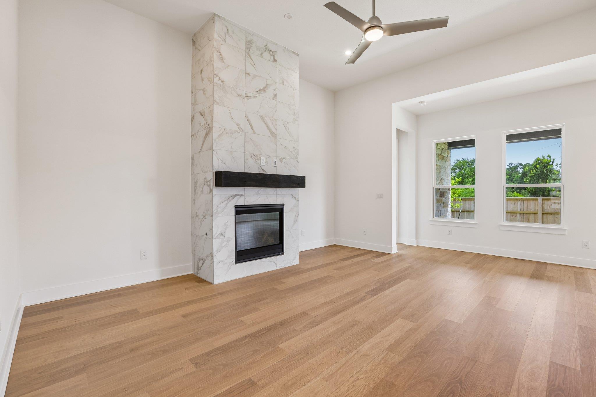 206 San Saba DR