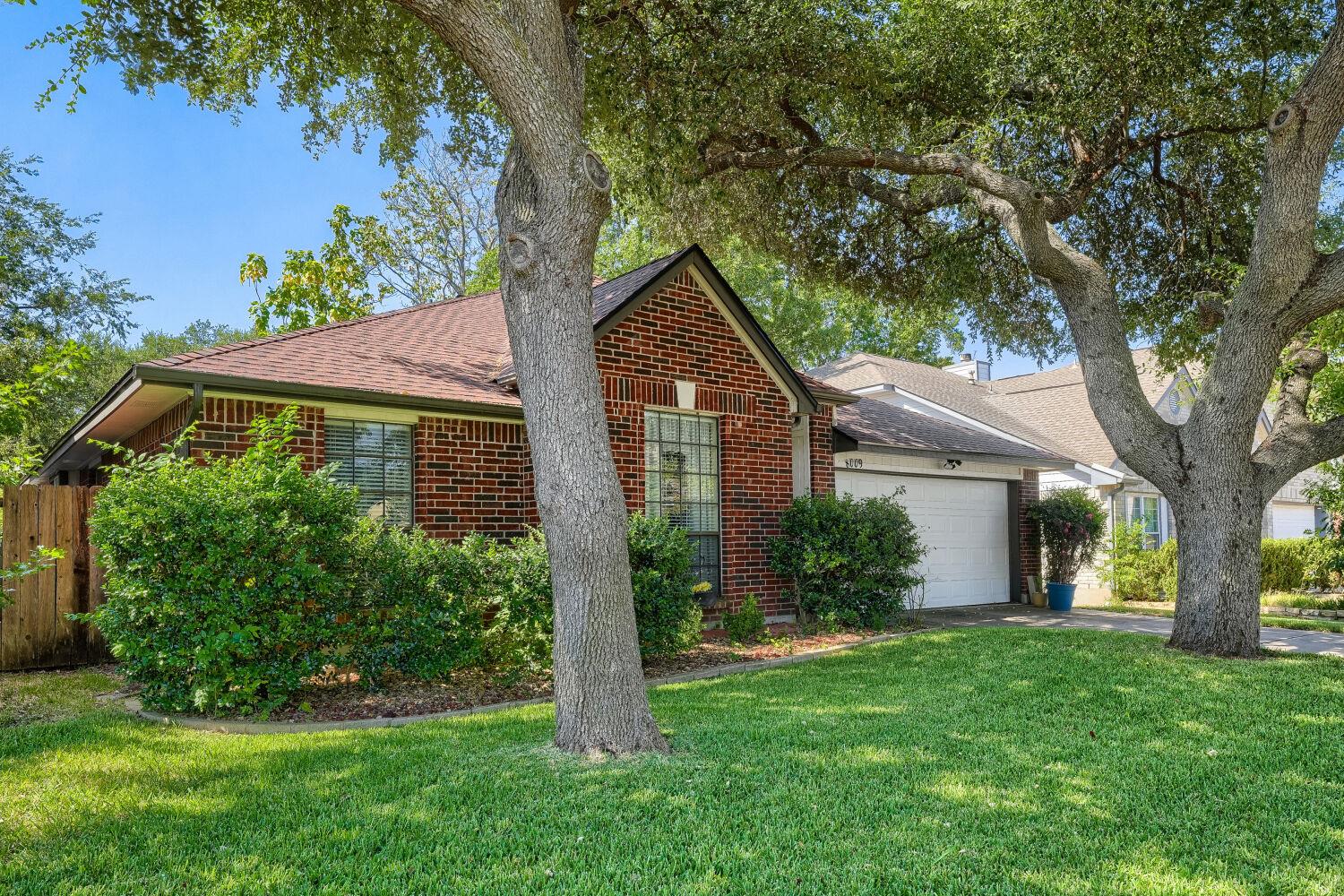 8009 Tantara CT