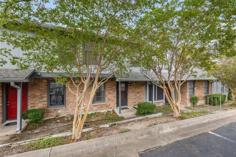Tiny photo for 1411 N Gracy Farms LN N #100, Austin, TX 78758 (MLS # 3694339)