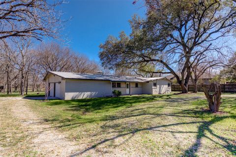 11811 Sleepy Hollow RD Manchaca TX 78652