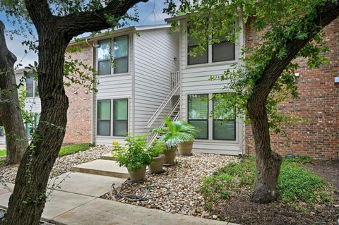 Photo of 3839 Dry Creek DR #207, Austin, TX 78731 (MLS # 5756682)