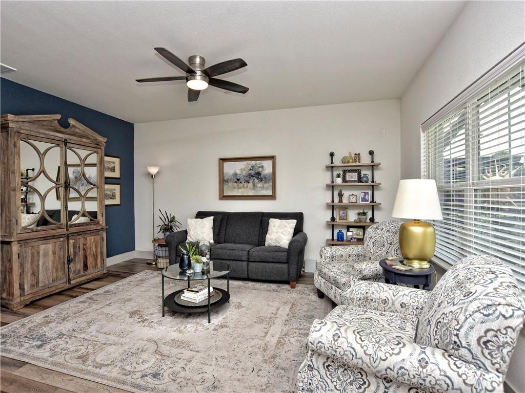 2172 Local Rebel LOOP