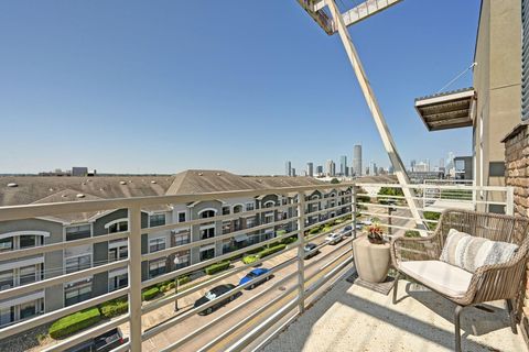 Tiny photo for 2124 E 6th ST #420, Austin, TX 78702 (MLS # 7899947)